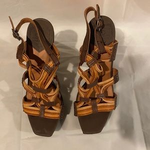 Lucky Brand Retro Wedge Shoe 8 size